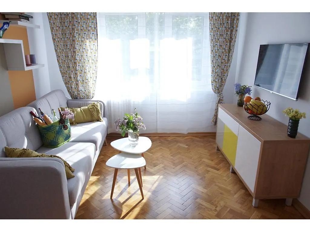 Nowolipie Warsaw Apartment 0*,  Polonya